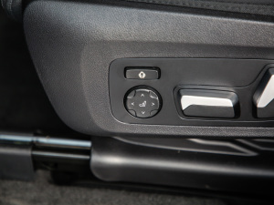 2021xDrive30i I M\b g