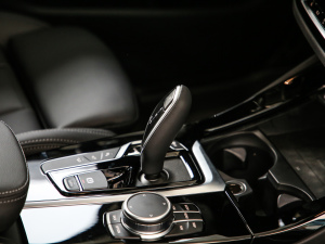 2021xDrive30i I(lng) M\(yn)(dng)b п؅^(q)