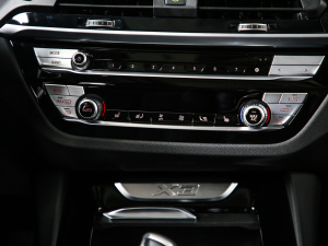 2021xDrive30i I M\b п؅^