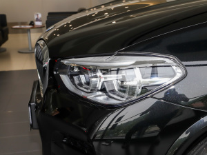 2021Ŀ xDrive25i M\b (x)(ji)^