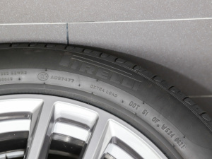 2021Ŀ xDrive25i M\(yn)(dng)b ݆̥Ʒ