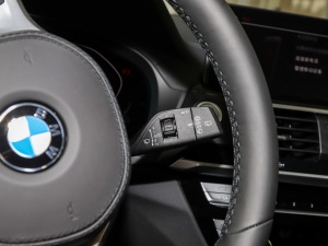 2021Ŀ xDrive25i M\(yn)(dng)b п؅^(q)