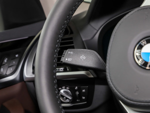 2021Ŀ xDrive25i M\(yn)(dng)b п؅^(q)