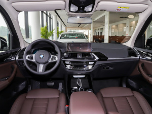 2021Ŀ xDrive25i M\(yn)(dng)b (ni)ȫ