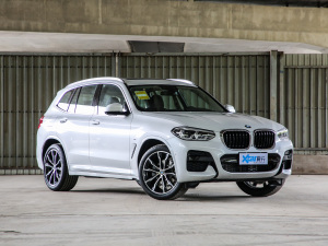 2021Ŀ xDrive30iI M\b w^