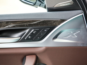 2021Ŀ xDrive30iI M\b g