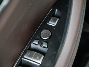 2021Ŀ xDrive30iI M\b g