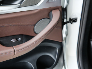 2021Ŀ xDrive30iI M\b g