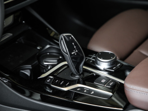 2021Ŀ xDrive30iI(lng) M\(yn)(dng)b п؅^(q)