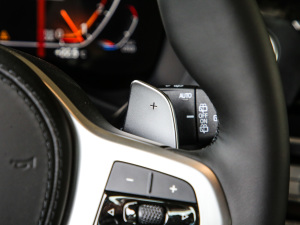 2021Ŀ xDrive30iI M\b п؅^