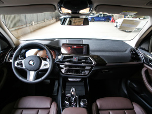 2021Ŀ xDrive30iI(lng) M\(yn)(dng)b (ni)ȫ