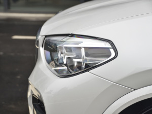 2021Ŀ xDrive28i M\b ^