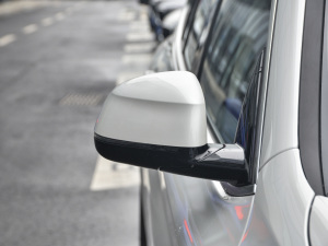 2021Ŀ xDrive28i M\b ^