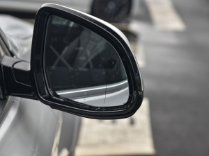 2021Ŀ xDrive28i M\b ^