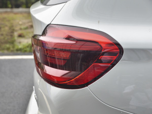 2021Ŀ xDrive28i M\b ^