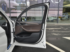 2021Ŀ xDrive28i M\(yn)(dng)b g