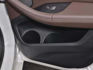 2021Ŀ xDrive28i M\b g