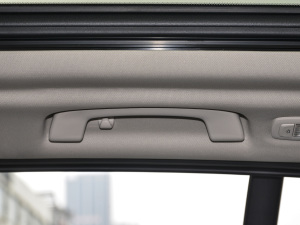 2021Ŀ xDrive28i M\b g