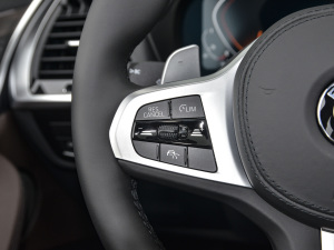 2021Ŀ xDrive28i M\b п؅^