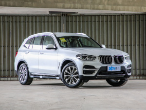 2021Ŀ xDrive25i Ab w^