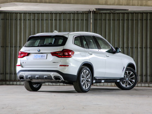 2021Ŀ xDrive25i Ab w^