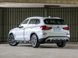 2021Ŀ xDrive25i Ab w^