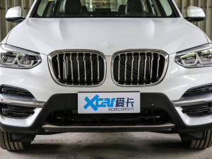 2021Ŀ xDrive25i Ab ^