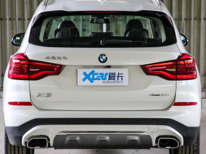 2021Ŀ xDrive25i Ab ^