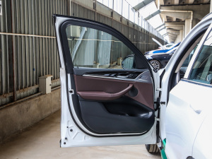 2021Ŀ xDrive25i Ab g