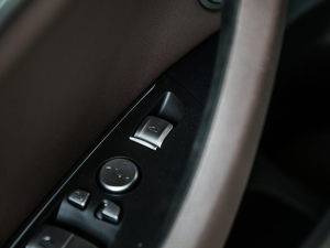 2021Ŀ xDrive25i Ab g