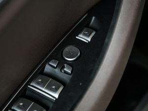 2021Ŀ xDrive25i Ab g