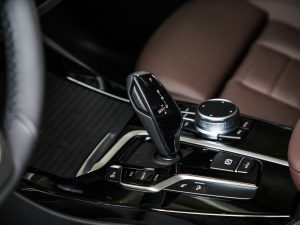 2021Ŀ xDrive25i Ab п؅^