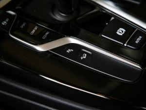 2021Ŀ xDrive25i Ab п؅^