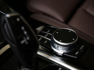 2021Ŀ xDrive25i Ab п؅^