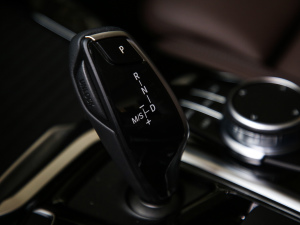 2021Ŀ xDrive25i Ab п؅^