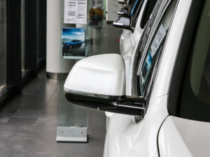 2021Ŀ xDrive28i Ab ^