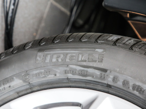 2021Ŀ xDrive28i Ab ^