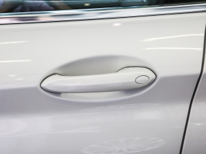 2021Ŀ xDrive28i Ab {T