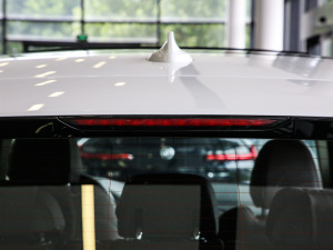 2021Ŀ xDrive28i Ab ^