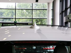 2021Ŀ xDrive28i Ab ^