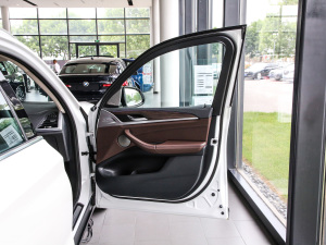 2021Ŀ xDrive28i Ab g