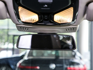 2021Ŀ xDrive28i Ab ܇(ni)ҕR