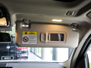 2021Ŀ xDrive28i Ab g