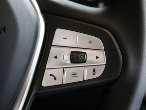 2021Ŀ xDrive28i Ab п؅^