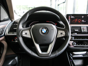 2021Ŀ xDrive28i Ab P