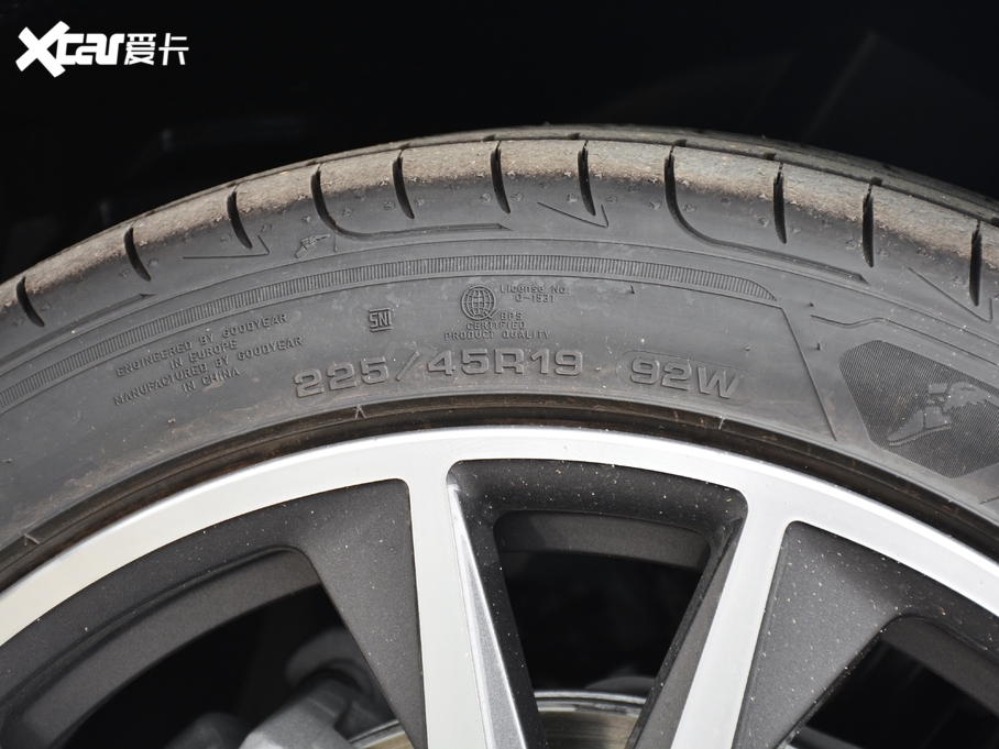 2021RX2 sDrive25i M\(yn)(dng)b