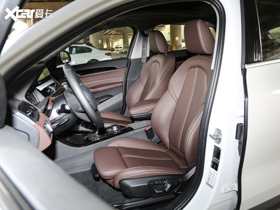 2021RX2 sDrive20i MԽҰb