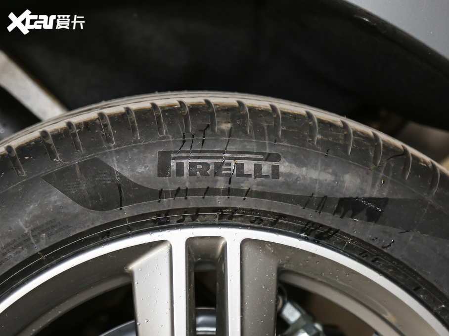 2021RX2 sDrive25i I(lng)MԽҰb