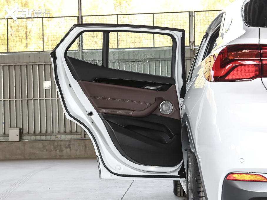 2021RX2 sDrive25i IMԽҰb