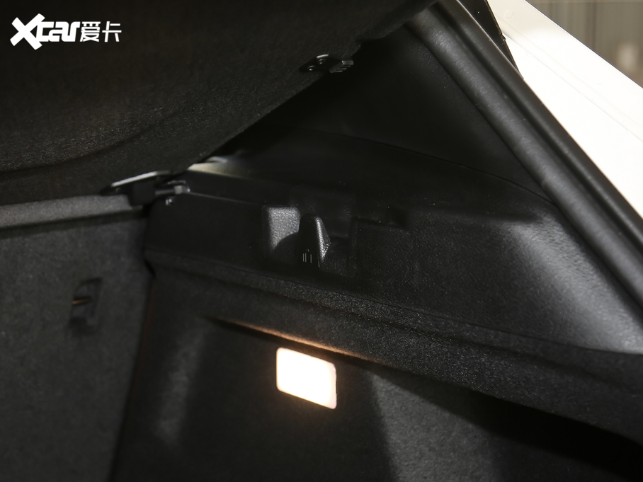 2021RX2 sDrive25i I(lng)MԽҰb